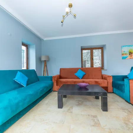 Hideway Soeguet Village Daily Weekly * מרמריס